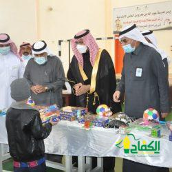 معالي رئيس جامعة الملك فيصل يفتتح فعاليات معرض لهم لذوي الإعاقة تحت شعار لأجلهم.