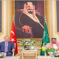 سمو ولي العهد ورئيس جمهورية تركيا يعقدان اجتماعًا بقصر السلام في جدة