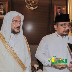 وزير الشؤون الإسلامية يلتقي سفير المملكة لدى إندونيسيا.