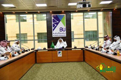 معالي رئيس جامعة الباحة يلتقى رئيس وأعضاء مجلس الشباب بالمنطقة.