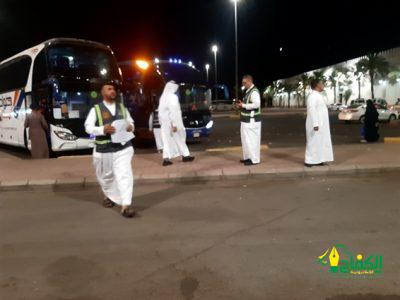 تفويج الحجاج من المدينة إلى مكة من ميقات ذو الحليفة مساء أمس.