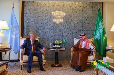 سمو وزير الخارجية يلتقي وزير خارجية العراق.