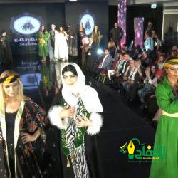 القنصل المصري فتحي يفتتح معرض الشخصي الأول للفنانة مي هيكل.