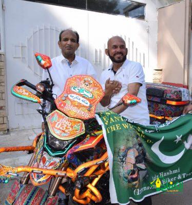 سعادة القنصل العام لجمهورية باكستان السيد خالد مجيد يشيد بسائقي الدراجات النارية الدوليين لتعزيز السلام