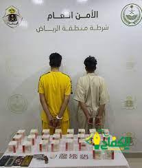 شرطة الرياض تقبض على صيدلي ومندوب مبيعات لترويجهما أقراصًا خاضعة لتنظيم التداول الطبي