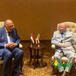 محافظ كفرالشيخ بجمهورية مصر العربية يستقبل المدير التنفيذي لجهاز حماية وتنمية البحيرات والثروة السمكية