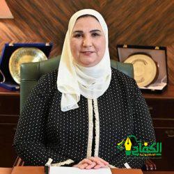 وزارة الرياضة: المصرية الموافقة علي حضور ١٥ ألف مشجع لمباريات بطولة أمم أفريقيا لليد بالقاهرة الدكتور أشرف صبحي: -نعمل وفق توجيهات الرئيس عبدالفتاح السيسي رئيس الجمهورية الذي يدعم بشكل متواصل لملف العمل بمنظومة الشباب والرياضة