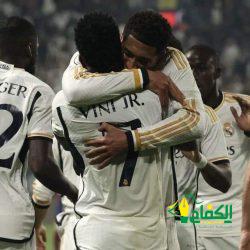 شاعر (وهج الوجدان)!