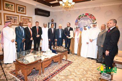 المنظمة العربية للسياحة تمنح الدكتور زياد خلف وسام السياحة العربية من الدرجة الأولى