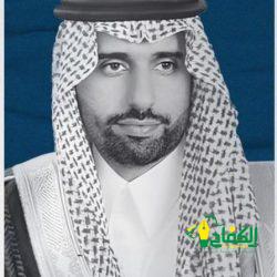 إحتفالا” بيوم التأسيس السعودي : محمد عبده يغني “قصة العوجا” للموسيقار طلال