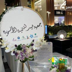 أمير المدينة ونائبة – أدوا صلاة الميت على معالي الشيخ عبد العزيز بن عبد الله الفالح