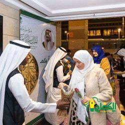 مدير ⁧‫تعليم الطائف ‬⁩ يؤدي صلاة الاستسقاء مع أبنائه الطلاب في مدرسة الخالدية الابتدائية