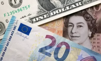 الجنيه الإسترليني ينخفض مقابل الدولار الأمريكي واليورو الأوروبي