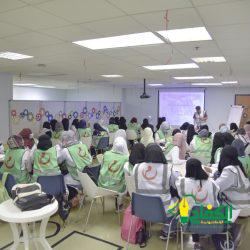 المساعد لشؤون التعليمية (بنات) تكرم الطالبات الفائزات في مدارس التعليم المستمر في مبادرتي مسابقة إتقان) و مسابقة (نحلم ونحقق)