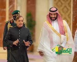 سمو ولي العهد يستقبل رئيس وزراء باكستان