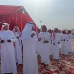 محافظ الخرج يؤدي صلاة عيد الفطر المبارك