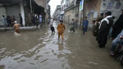 مصرع 50 شخصاً في فيضانات مفاجئة بأفغانستان