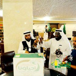 الأمير عبدالعزيز بن سعود يتابع سير العمل في مركز القيادة والتحكم التابع للدفاع المدني بمشعر منى