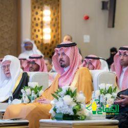 أمير منطقة المدينة المنورة يستقبل فريق منتخب جامعة طيبة