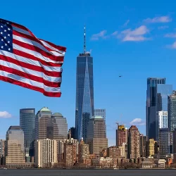 الهلال في شرايين كل أمم الأرض تعلق بالإنتصارات والسمو والسموق للذهب!