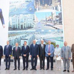 الاتصالات العربية تتوالى على المعبي