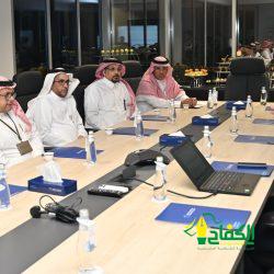 محافظ الطائف ووزير الصحة يكرمان الجهات الحكومية في الطائف