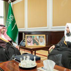 نائب أمير تبوك يستقبل مدير ميدان الهجن بالمنطقة