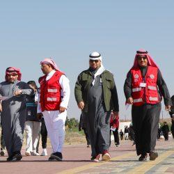 أمير تبوك يستقبل الرئيس التنفيذي  للمياه الوطنية