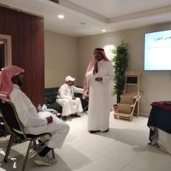 الندوة الخليجية تقر توصياتها وتدعو للاستفادة من “الذكاء الاصطناعي” في “مكافحة العدوى والأوبئة”