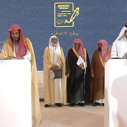 أمانة جدة تصادر أكثر من 5,000 وحدة من التبغ المخالف ومواد غذائية منتهية الصلاحية