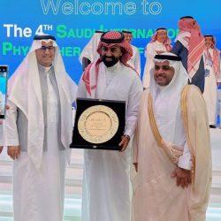 زهراء مكة يهدي اسمهم وقفية لضيوف الرحمن من معتمري جمعية متقاعدي القصيم ( اهل الوقار) اثناء زيارتهم في مقر سكنهم بجوار الحرم المكي الشريف