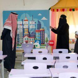 نائب أمير تبوك يتسلم التقرير السنوي لإنجازات وأعمال فرع وزارة التجارة بالمنطقة
