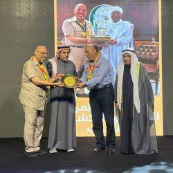 أمانة جدة تضبط 1,200 كيلوغرام من المواد الغذائية المخالفة وتغلق مواقع غير نظامية