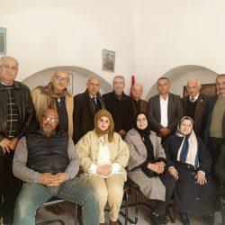 بيئة رنية تقوم بمبادرة توزيع شتلات على أهالي المحافظة