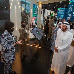 وزير الحج والعمرة يزور جناح غرفة المدينة في مؤتمر ومعرض الحج 2025