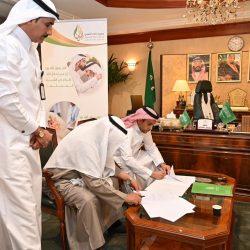 صدى الكلمات.. أنا لم اتعلم الصلاة ..!!