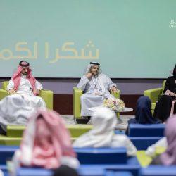 أهمية الحوار بين الأجيال