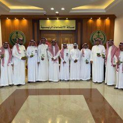 بيئة رنية توزيع عدد من الشتلات على الأهالي