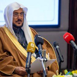 في لفتة كريمة وزير الشؤون الإسلامية يوجّه بتعيين المتسابق الكفيف “السناني” إمامًا في أحد مساجد تبوك