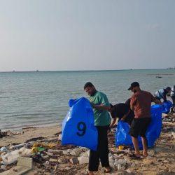 مزارع الطائف تكتسي بالبياض