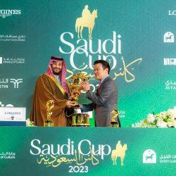 سمو ولي العهد يطلق تسمية “مجمع الملك سلمان” على منطقة صناعة السيارات في مدينة الملك عبد الله الاقتصادية