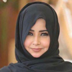 الذكاء الاصطناعي بأيادٍ بشرية