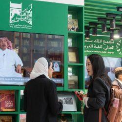 أمانة الباحة تشارك أهالي المنطقة فرحة العيد بتقديم 3 آلاف هدية
