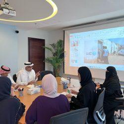 بتنظيم الإدارة العامة للتعليم بمحافظة جدة وبرعاية مؤسسة وقف عبدالرحمن الجميح الخيرية : محافظ جدة يكرم أبناء شهداء الواجب في حفل الإفطار الرمضاني الثالث لتعليم جدة
