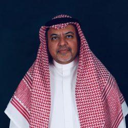 في عملية معقدة ومزدوجة استغرقت 8 ساعات إنقاذ حياة معتمر يمني أربعيني من جلطة قلبية ودماغية بمدينة الملك عبدالله الطبية