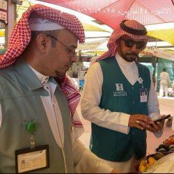 السديس والبدير يؤمان المصلين في الحرمين الشريفين الليلة في ختم القران الكريم