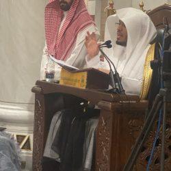 الشيخ الدكتور فيصل غزاوي يعود لمحراب المسجد الحرام ومعالي الشيخ الدكتور السديس يعرب عن سعادته