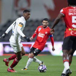 بعد 23 جولة من دوري المحترفين.. فوز الأهلي والقادسية وتعثر الاتحاد والهلال والنصر يقلص الفارق النقطي بين فرق المقدمة