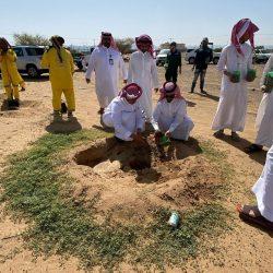 نائب أمير مكة يستقبل مدير مكافحة المخدرات بالمنطقة ويشيد بجهود رجال المكافحة