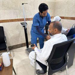 “بيئتا القنفذة وجدة” تكثفان حملاتهما الرقابية على سواحل القنفذة وجدة لضمان الالتزام بحظر صيد الناجل والربيان وحماية البيئة البحرية